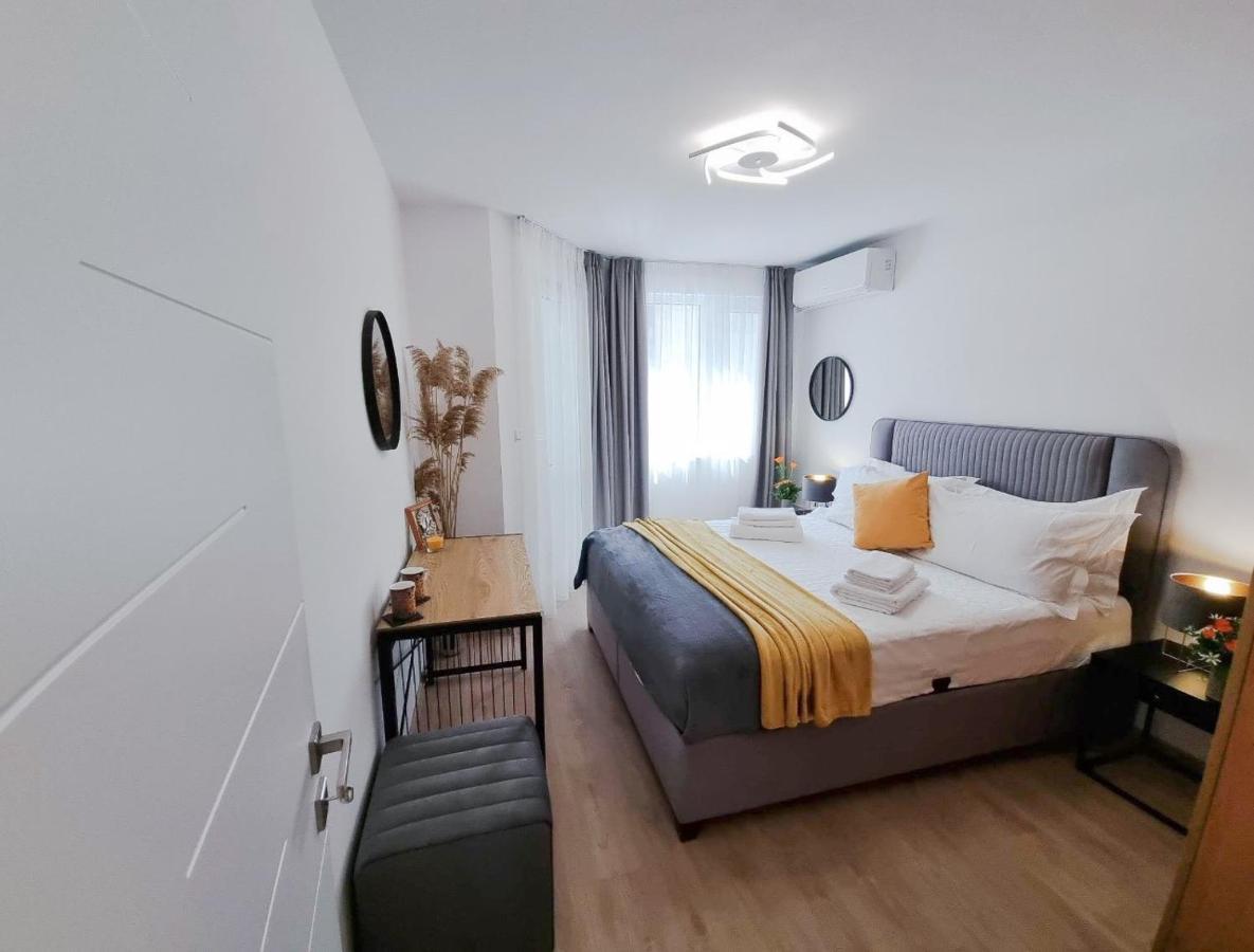 Nova City Apartments Warna Exterior foto